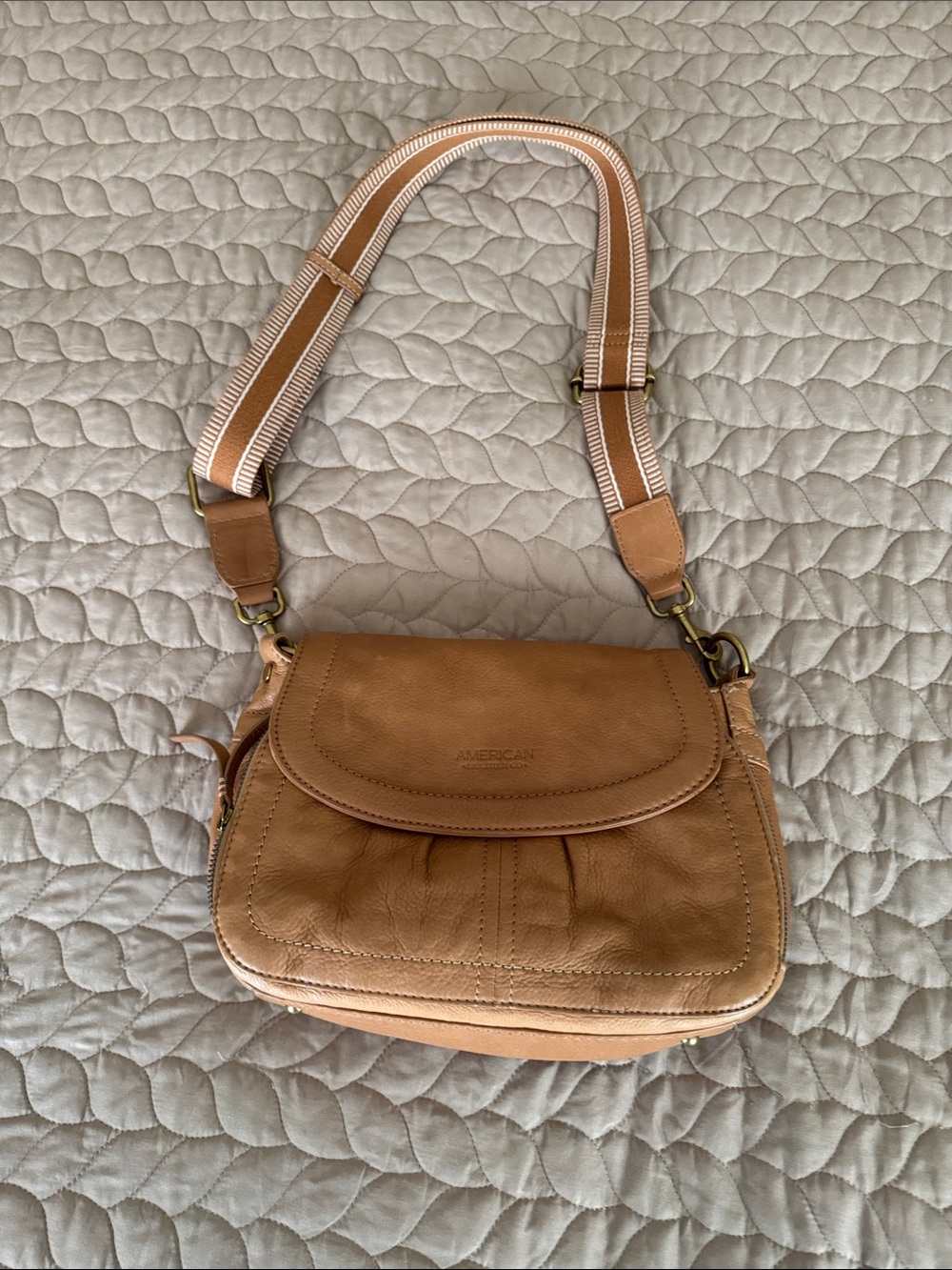 American Vintage Tan Leather Crossbody with Striped Adjustable Strap